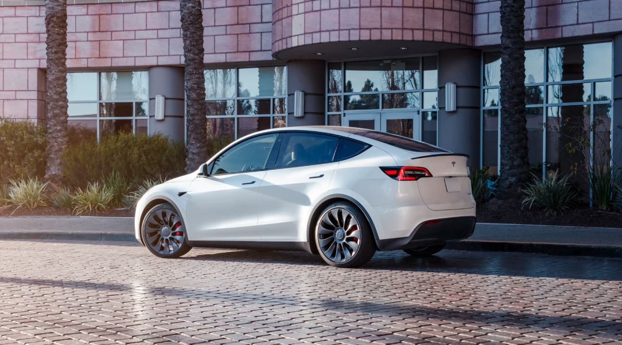 テスラ モデルY